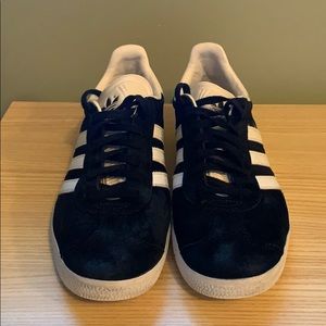 Black and White Adidas Originals Gazelle (9)